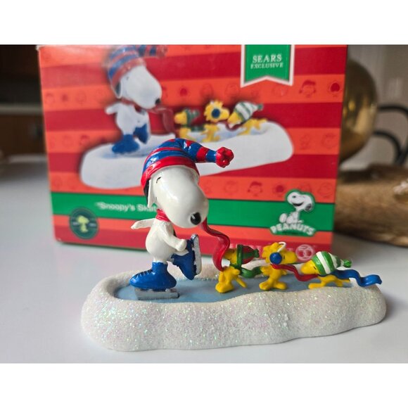 Snoopys Skating Waltz Figurine Peanuts 2013 Department 56 Collectible - Picture 1 of 7